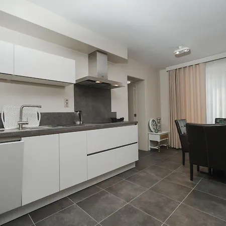 Yvonne Appartement *