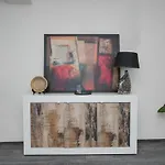 Yvonne Apartment