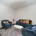 Yvonne Apartment