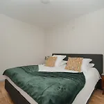 Yvonne * Ostende